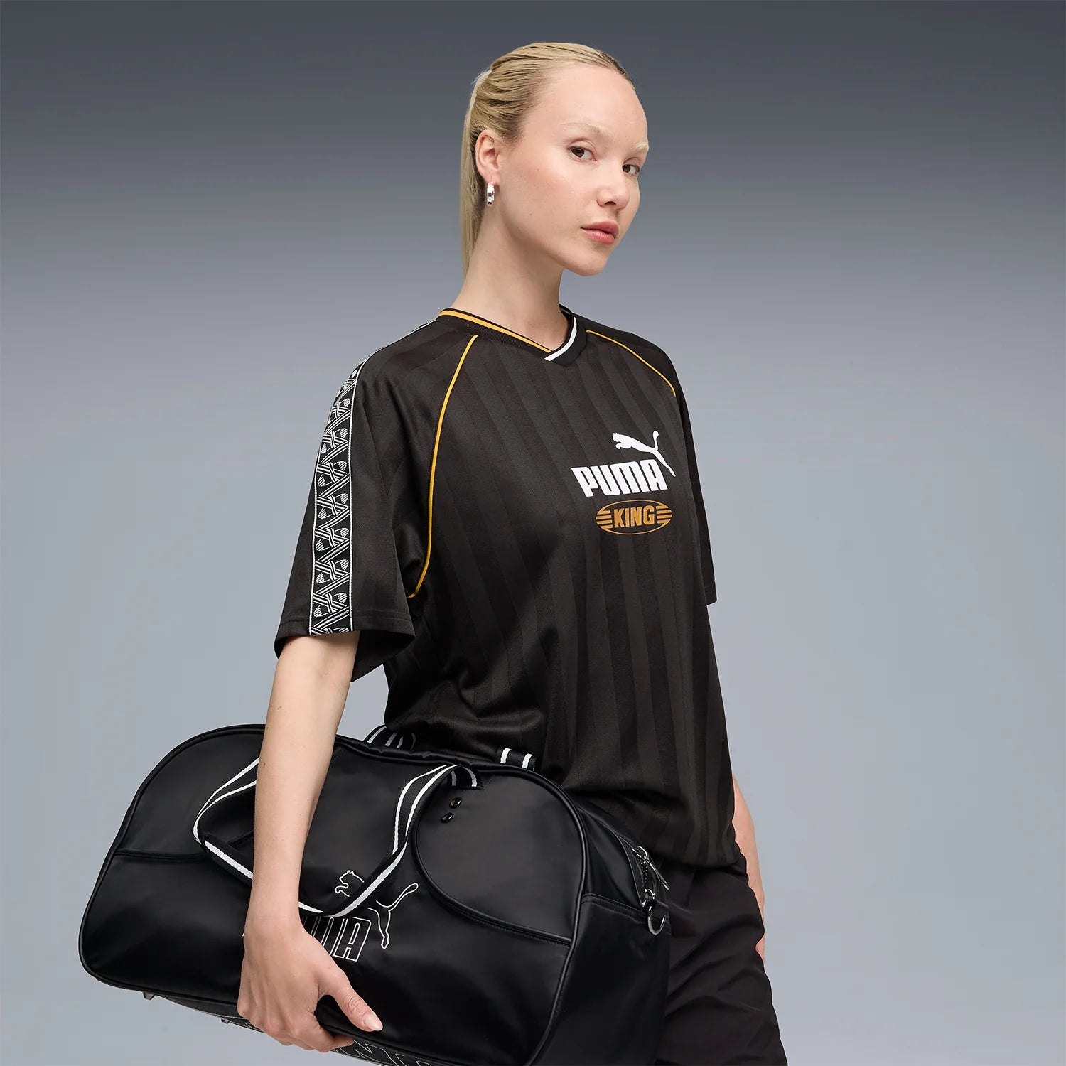 King Relaxed Soccer Jersey -Mens