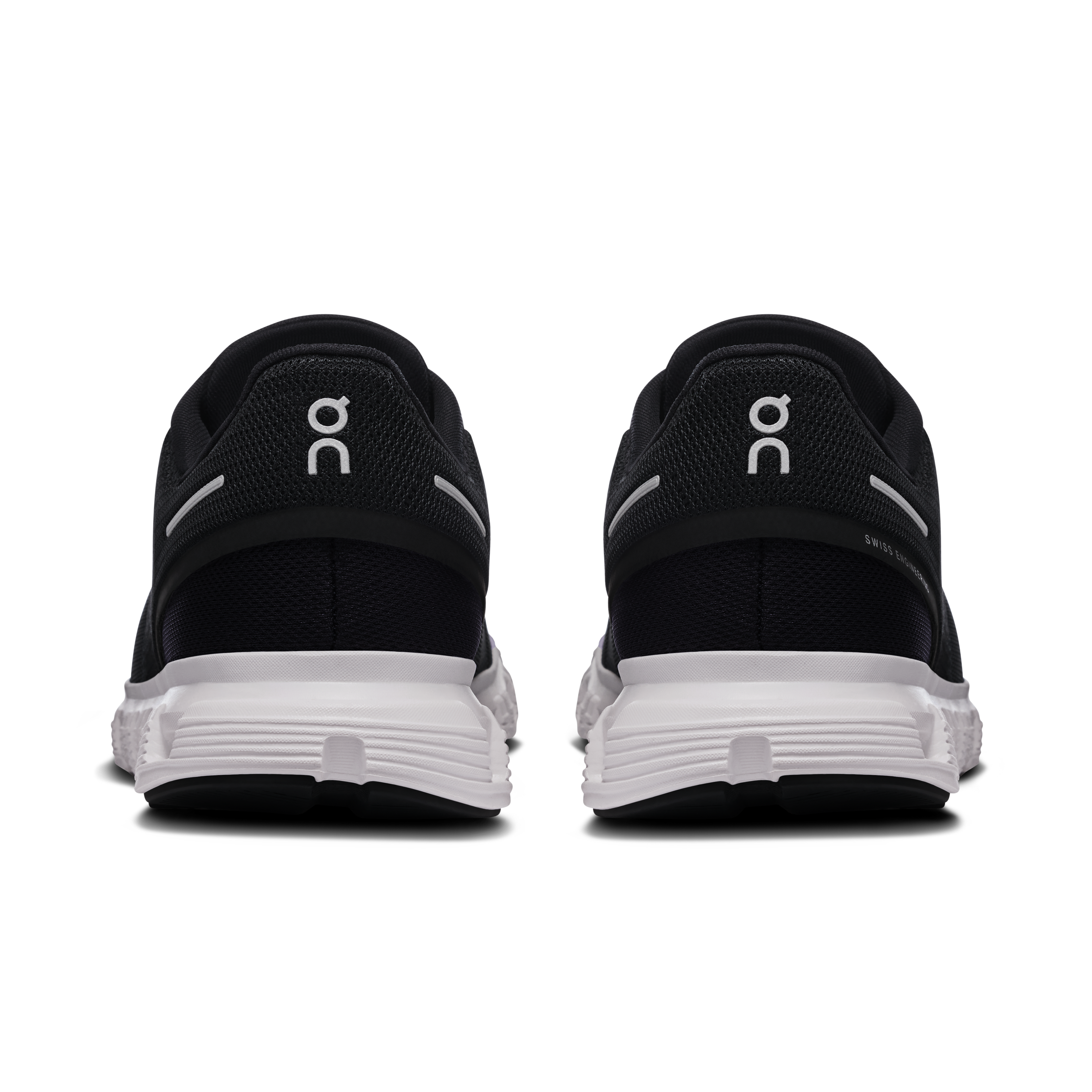 Women's Cloud 6 Wide in Black/White
