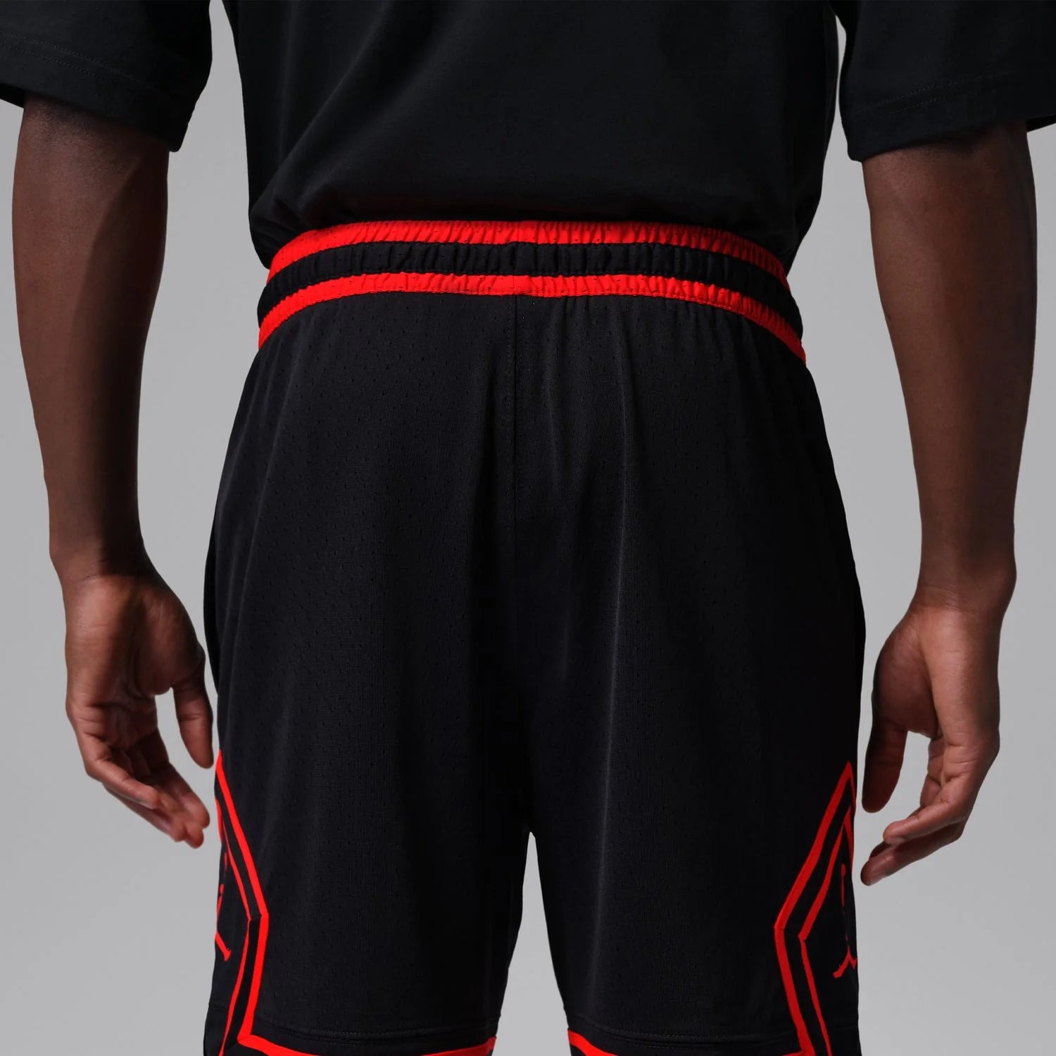 Diamond Mesh Short -Mens