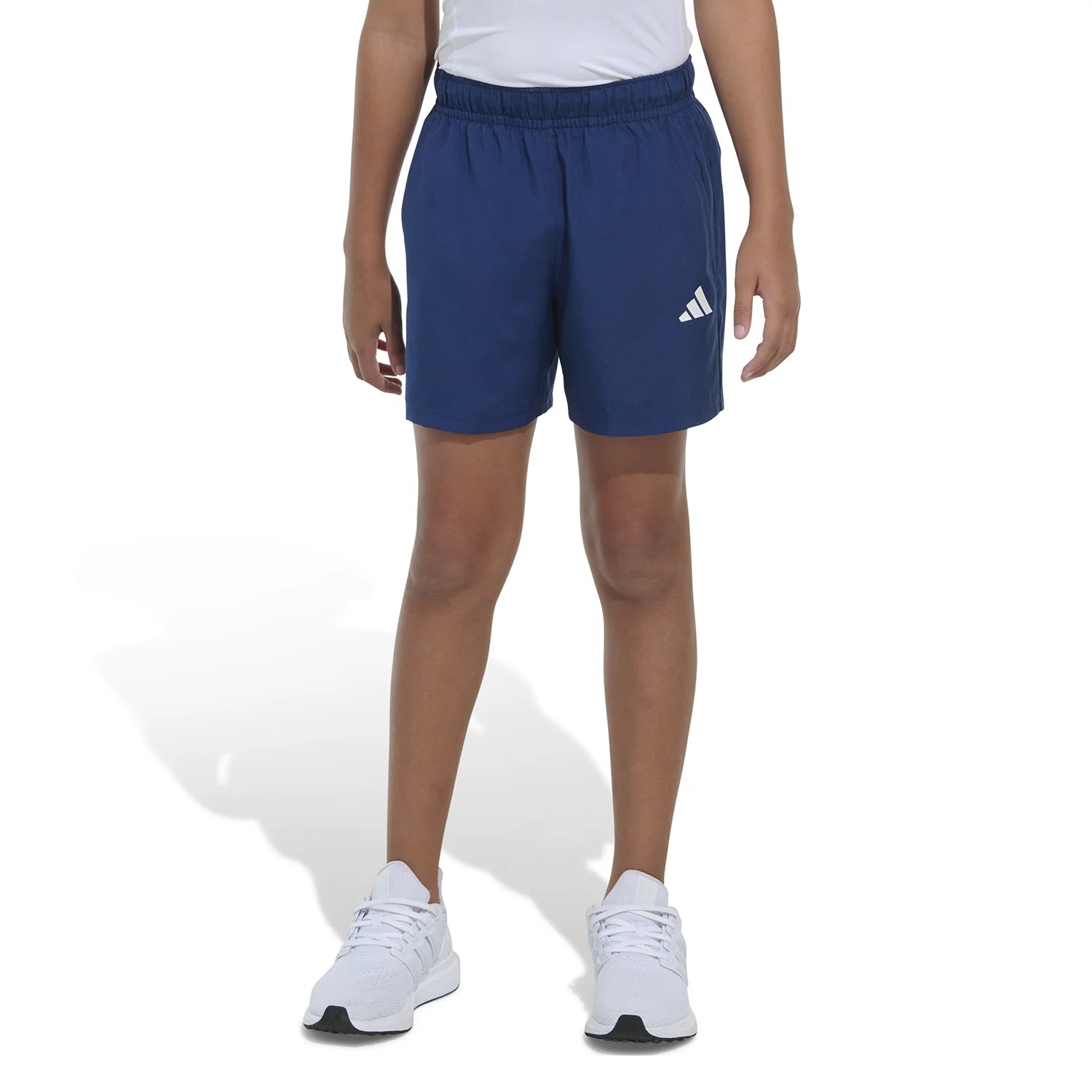 Woven Essential Small Logo Short - Youth