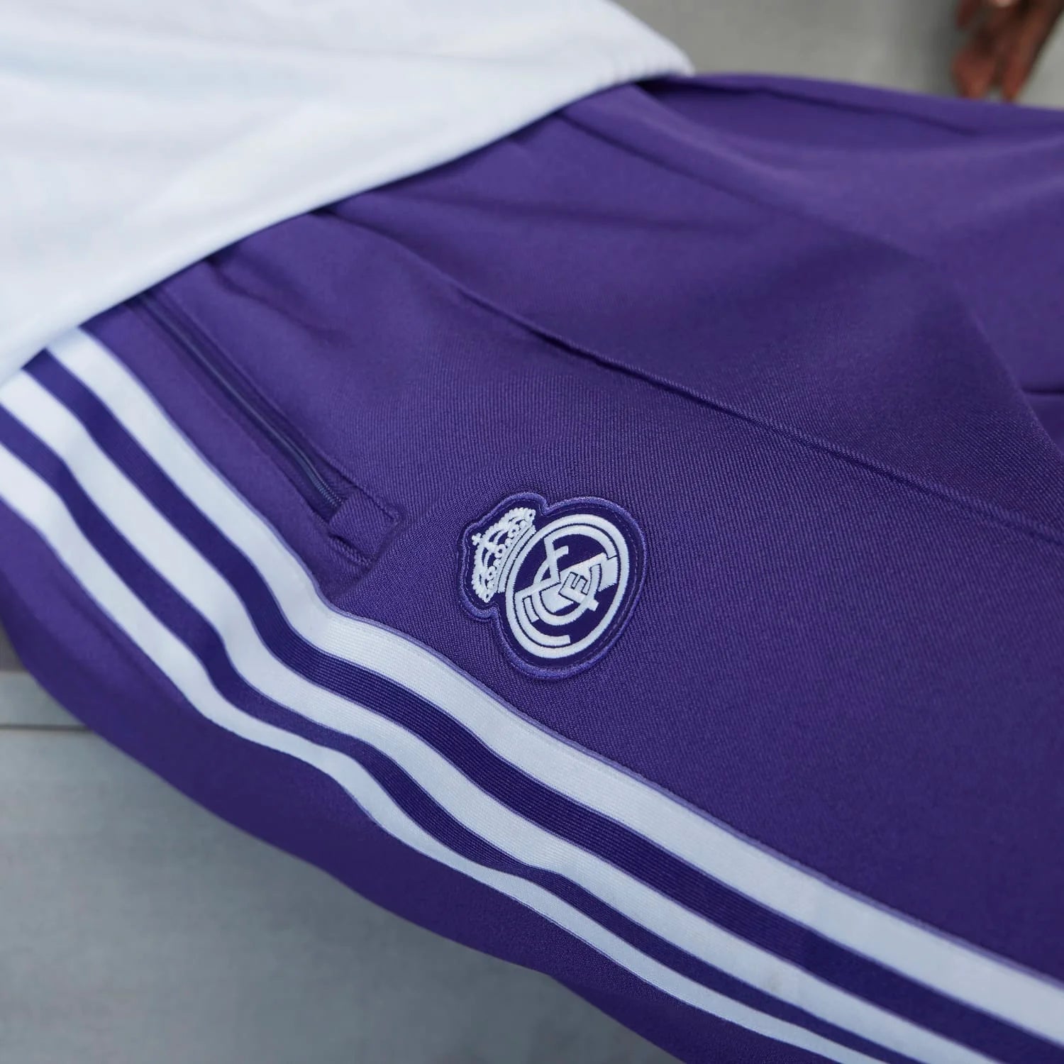 Real Madrid Icon Track Pant - Mens