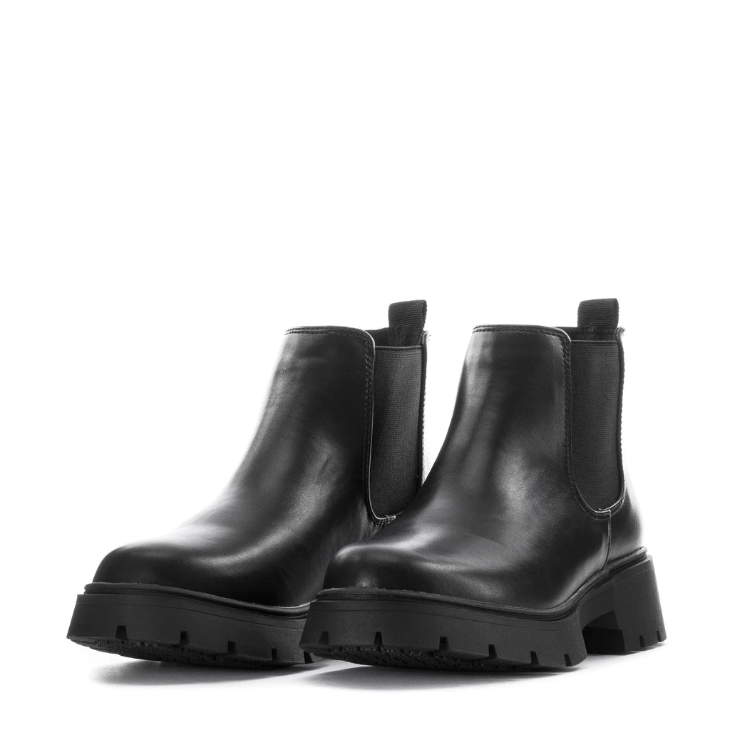 Sasha Slip Resistant - Womens