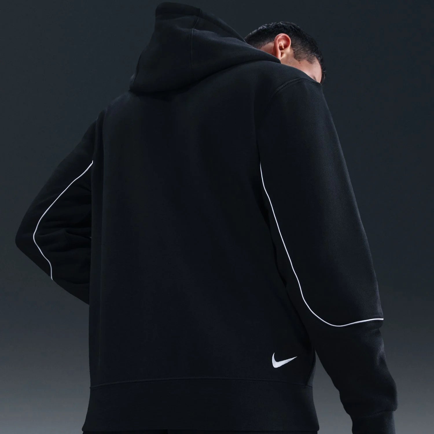 T90 Club Hoody -Mens
