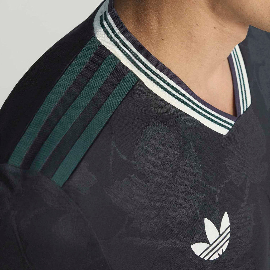 Juventus 25/26 Authentic 3rd Jersey - Mens