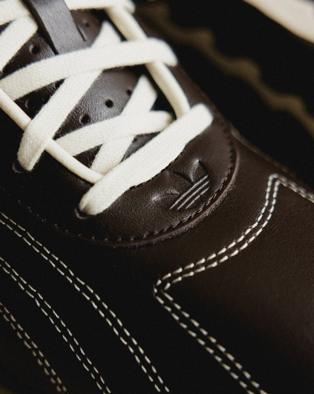 Adiracer Lo W