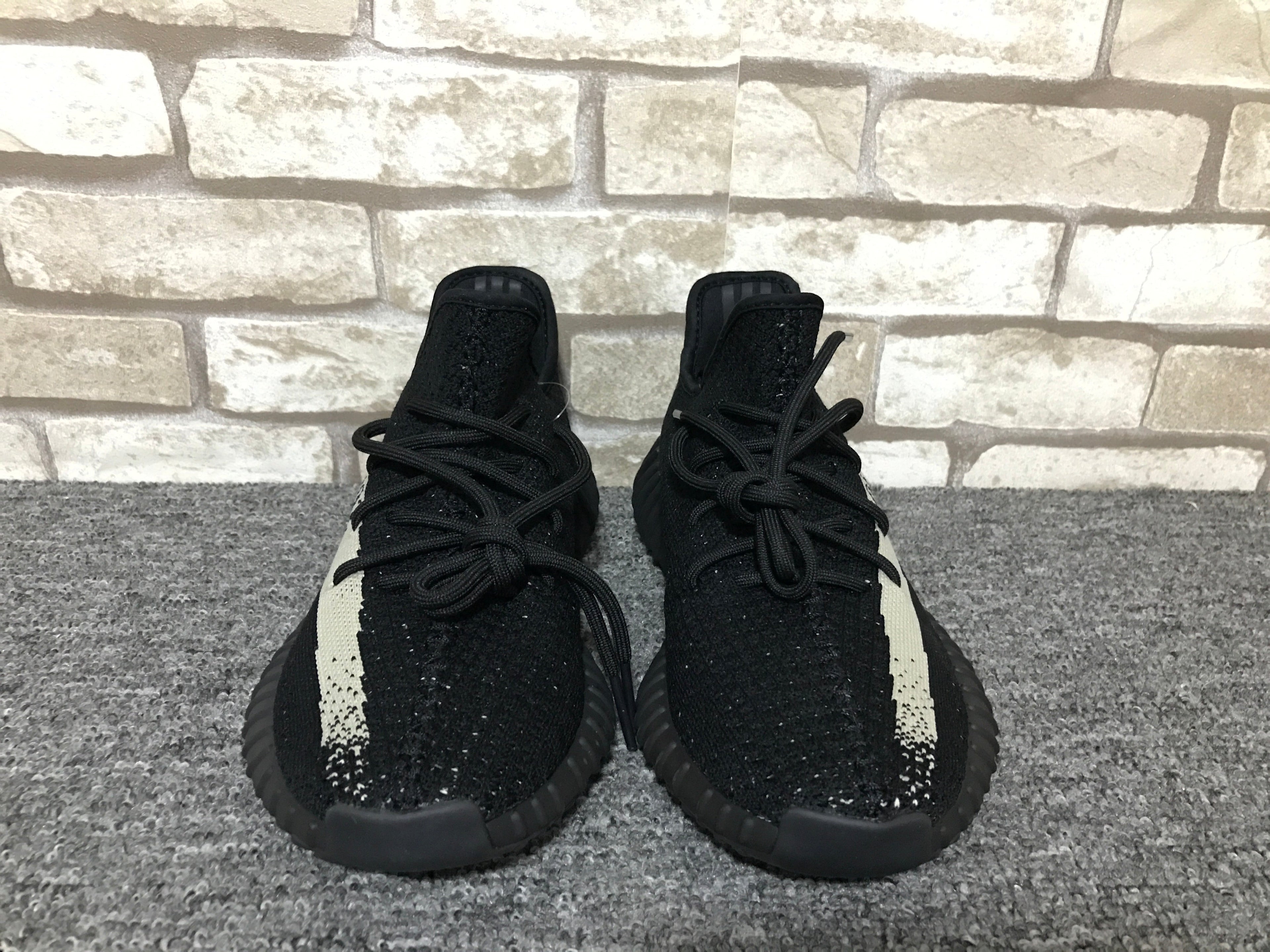 Boost 350 V2 Core Black White