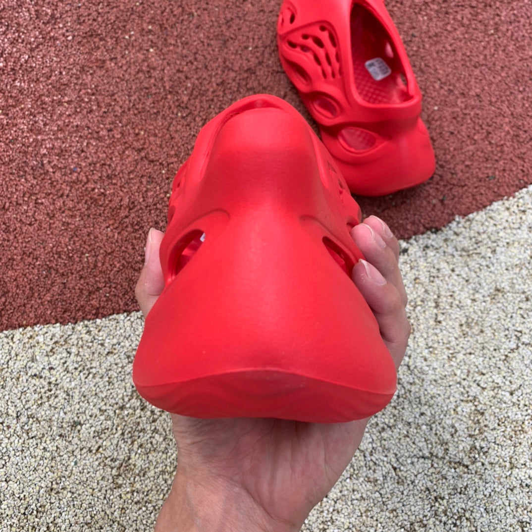 Foam RNNR Vermillion